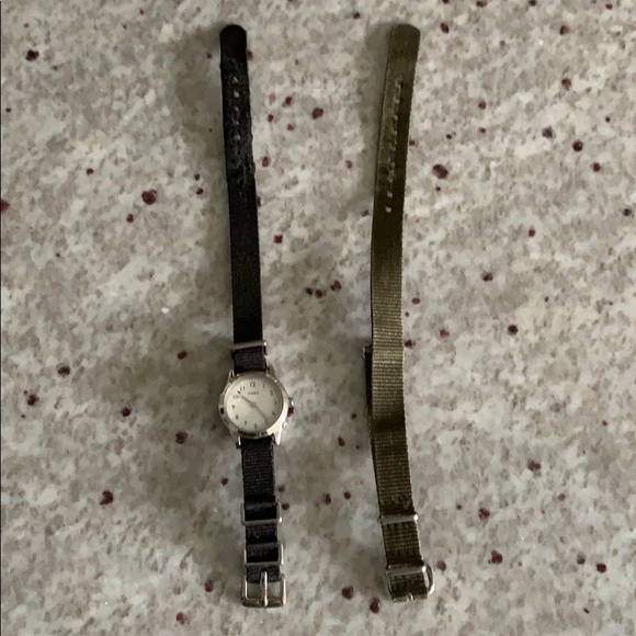 Timex Accessories - TIMEX Watch and Extra Strap Timex Accessories - TIMEX Watch and Extra Strap
